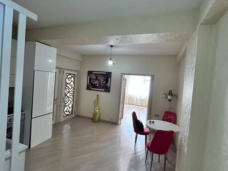 Аренда: 3-комнатная квартира, 100 м², Qara Qarayev: 950 ₼/мес 2