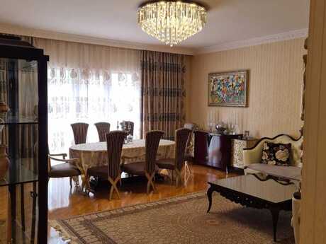 Kirayə 3 otaqlı mənzil, 150 m², 28 May: 2 400 ₼/ay 5