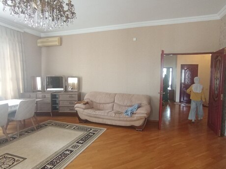Kirayə 4 otaqlı mənzil, 200 m², Nəsimi: 1 300 ₼/ay 3