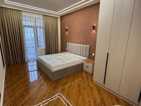 2-комнатная квартира, 80 м², 8 Noyabr: 280 000 ₼ 5