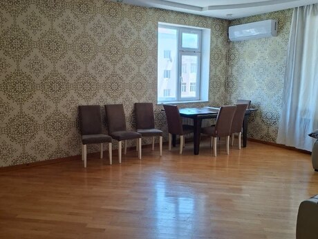 Kirayə 3 otaqlı mənzil, 100 m², İnşaatçılar: 834 ₼/ay 2