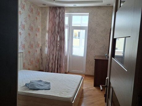 Kirayə 3 otaqlı mənzil, 120 m², İnşaatçılar: 835 ₼/ay 3