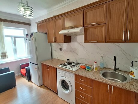 Аренда: 4-комнатная квартира, 95 м², Şah İsmayıl Xətai: 1 000 ₼/мес 4