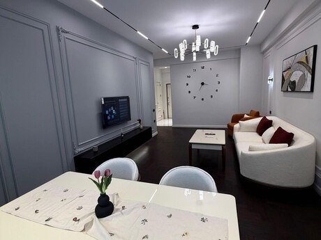 Elan №6448294 - Bakı, Elmlər Akademiyası m., 2 otaqlı, 88 m², 3/17 mərtəbə