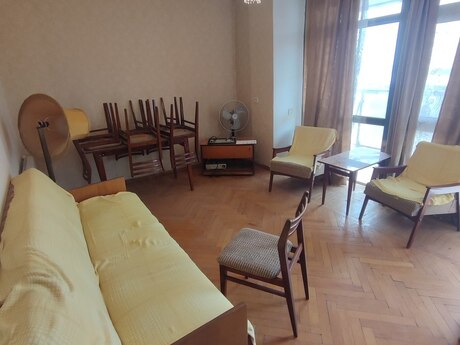 Объявление №6448314 - Баку, м. Гянджлик, 2-комн., 60 м², 8/9 этаж