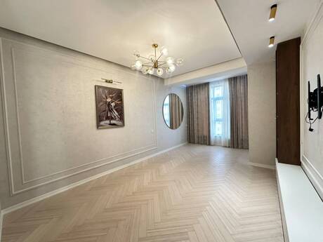 4-room apartment, 132 m², Şah İsmayıl Xətai: 430 000 ₼ 5