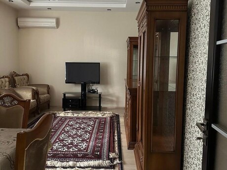 2-room apartment for rent, 70 m², Azadlıq Prospekti: 799 ₼/mo 3