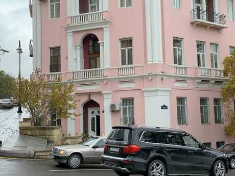 Аренда: 2-комнатная квартира, 108 м², İçəri Şəhər: 1 380 ₼/мес 2