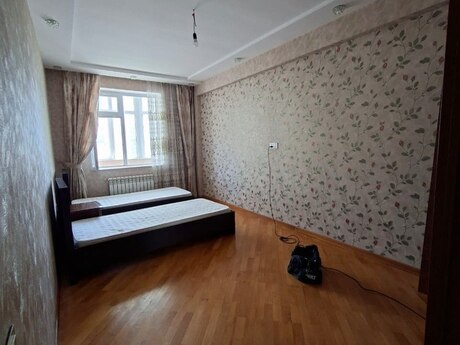 3-room apartment for rent, 180 m², Yeni Yasamal: 835 ₼/mo 3