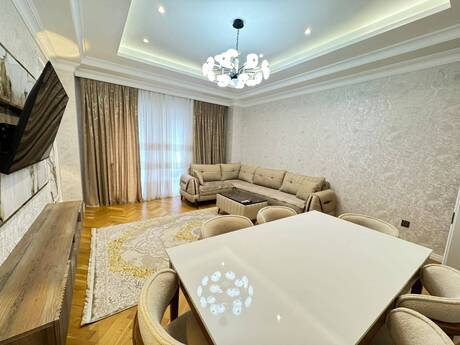Kirayə 2 otaqlı mənzil, 91 m², Ağ şəhər: 1 700 ₼/ay 3