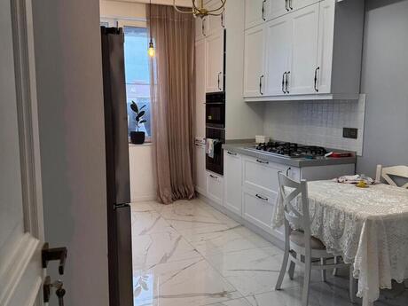 3-room apartment, 123 m², 20 Yanvar: 445 000 ₼ 5
