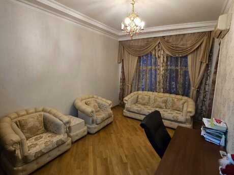 Kirayə 3 otaqlı mənzil, 150 m², Nəsimi: 1 150 ₼/ay 5
