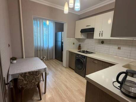 Elan №6448543 - Bakı, Binəqədi r., 2 otaqlı, 60 m², 2/9 mərtəbə