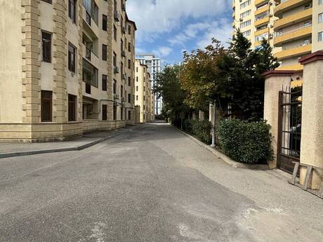 3 otaqlı mənzil, 127 m², Həzi Aslanov: 367 000 ₼ 2