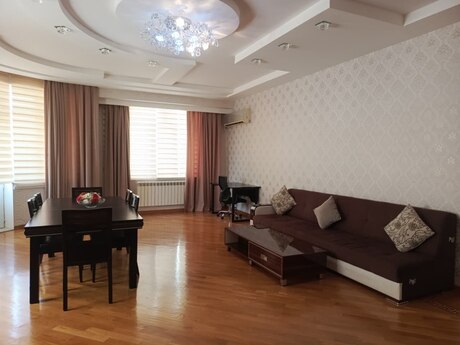 Объявление №6448694 - Баку, Насиминский  р., 3-комн., 155 м², 10/18 этаж