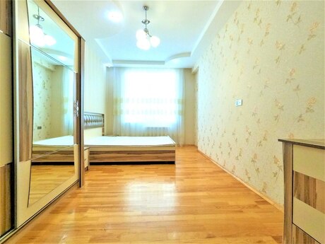Аренда: 3-комнатная квартира, 150 м², Qara Qarayev: 880 ₼/мес 2