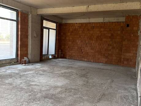 4 otaqlı mənzil, 195 m², 28 May: 619 900 ₼ 2