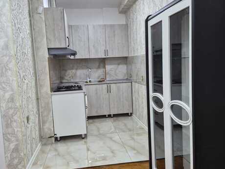 3-room apartment for rent, 100 m², Həzi Aslanov: 650 ₼/mo 5