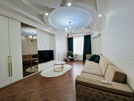 Elan №6448808 - Bakı, Neftçilər m., 2 otaqlı, 100 m², 12/16 mərtəbə