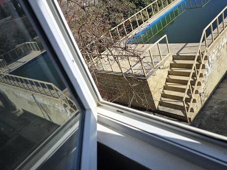 5 otaqlı həyət evi, 180 m², Novxanı: 400 000 ₼ 5