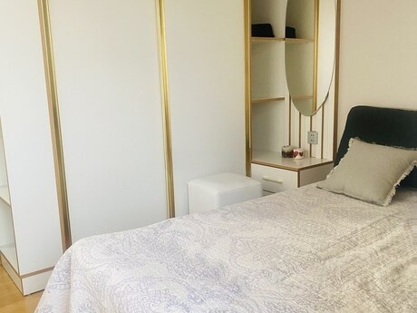 3-room apartment for rent, 80 m², Elmlər Akademiyası: 1 200 ₼/mo 3