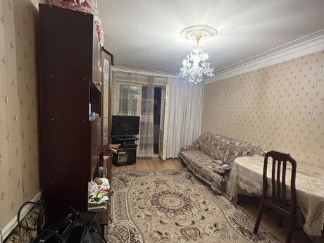 Elan №6448851 - Bakı, Xalqlar Dostluğu m., 3 otaqlı, 80 m², 3/5 mərtəbə
