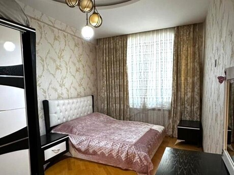 3-room apartment for rent, 140 m², 20 Yanvar: 1 000 ₼/mo 4