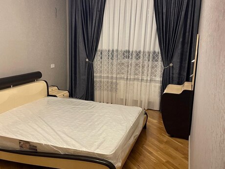 Аренда: 2-комнатная квартира, 100 м², 8 Noyabr: 1 000 ₼/мес 5