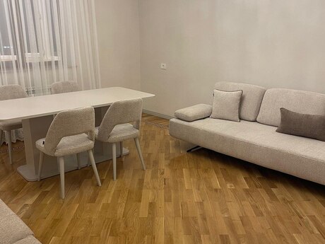 Аренда: 2-комнатная квартира, 100 м², 8 Noyabr: 1 000 ₼/мес 2