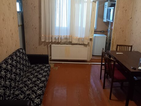 3 otaq · 45 m² · 1/5 mərtəbə, Memar Əcəmi