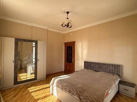 Elan №6448957 - Bakı, Şah İsmayıl Xətai m., 2 otaqlı, 90 m², 5/13 mərtəbə