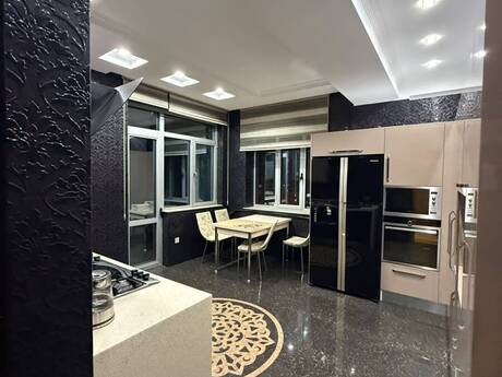 Elan №6448953 - Bakı, Nizami m., 4 otaqlı, 170 m², 9/20 mərtəbə