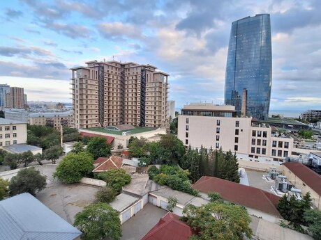 Elan №6449032 - Bakı, Şah İsmayıl Xətai m., 2 otaqlı, 90 m², 8/9 mərtəbə