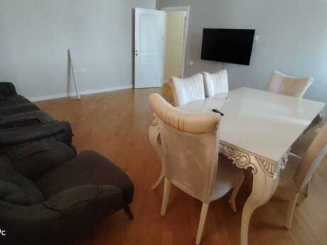 3-room apartment, 130 m², Nəsimi: 330 000 ₼ 2