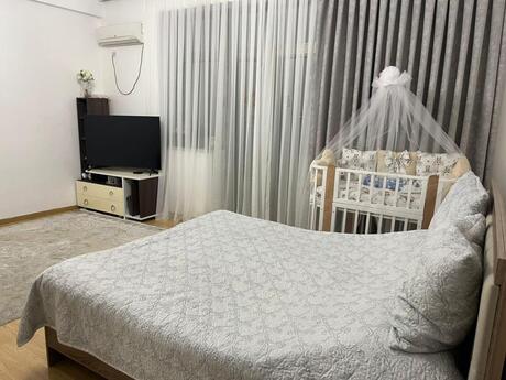 1 Elmlər Akademiyası