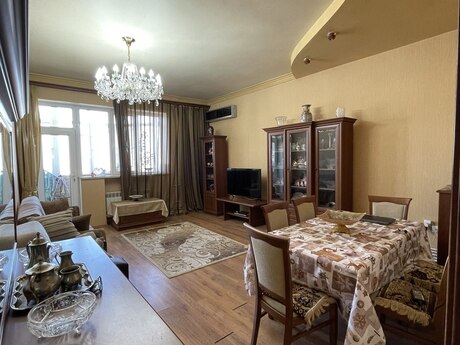 2 otaq · 91 m² · 14/15 mərtəbə, Nəsimi