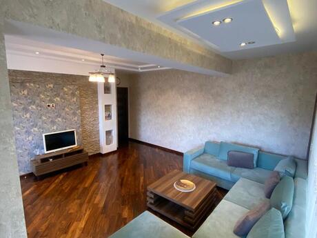 Kirayə 3 otaqlı mənzil, 135 m², Şah İsmayıl Xətai: 1 800 ₼/ay 3