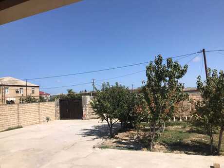 6 otaqlı həyət evi, 400 m², Novxanı: 285 000 ₼ 2