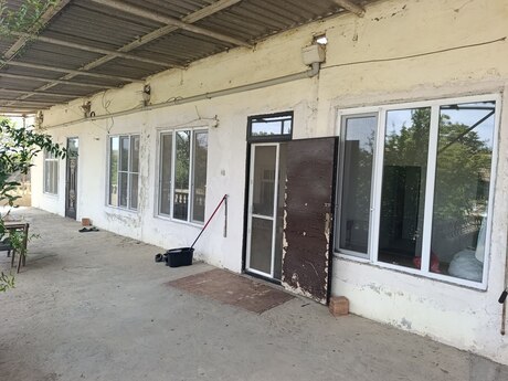 3 otaqlı həyət evi, 90 m², Novxanı: 80 000 ₼ 2