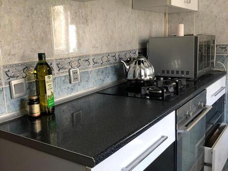 Kirayə 3 otaqlı mənzil, 140 m², Nizami: 1 100 ₼/ay 5