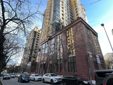 3 otaqlı mənzil, 122 m², Triumph Palace: 363 000 ₼ 2
