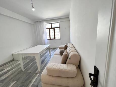 Объявление №6449287 - Баку, пос. Бакиханова, 2-комн., 75 м², 7/12 этаж