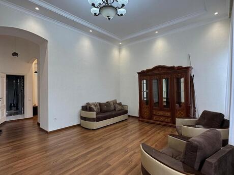 Аренда: 2-комнатная квартира, 100 м², Nizami: 1 100 ₼/мес 5