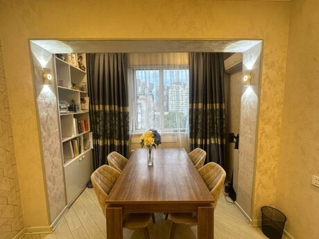 3 otaqlı mənzil, 80 m², İnşaatçılar: 250 000 ₼ 2