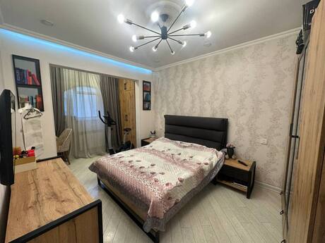 3 otaqlı mənzil, 80 m², İnşaatçılar: 250 000 ₼ 4