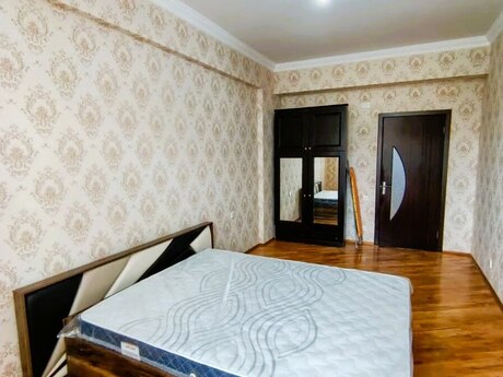 Kirayə 3 otaqlı mənzil, 120 m², 8 Noyabr: 950 ₼/ay 5
