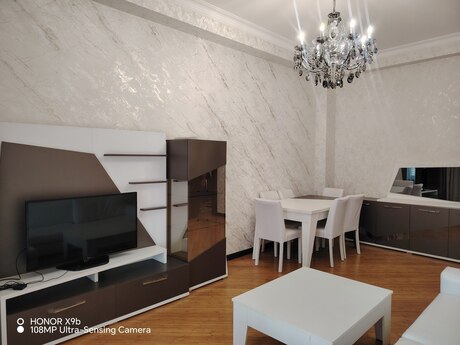 Kirayə 2 otaqlı mənzil, 70 m², 8 Noyabr: 1 000 ₼/ay 3