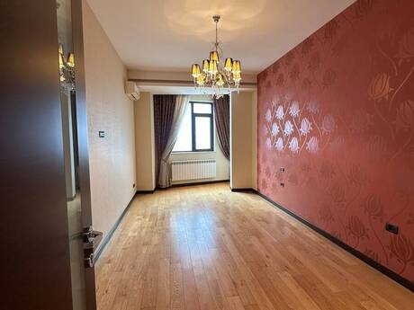 4 otaqlı mənzil, 180 m², 8 Noyabr: 545 000 ₼ 3