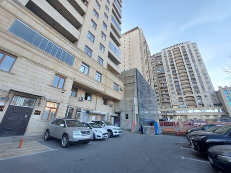 3 otaqlı mənzil, 145 m², Nərimanov: 425 000 ₼ 2