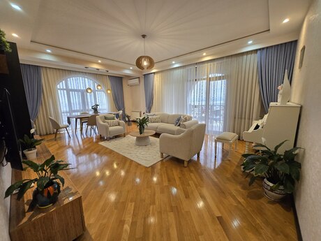 Объявление №6449442 - Баку, пос. Сабунчи , 3-комн., 140 м², 18/19 этаж